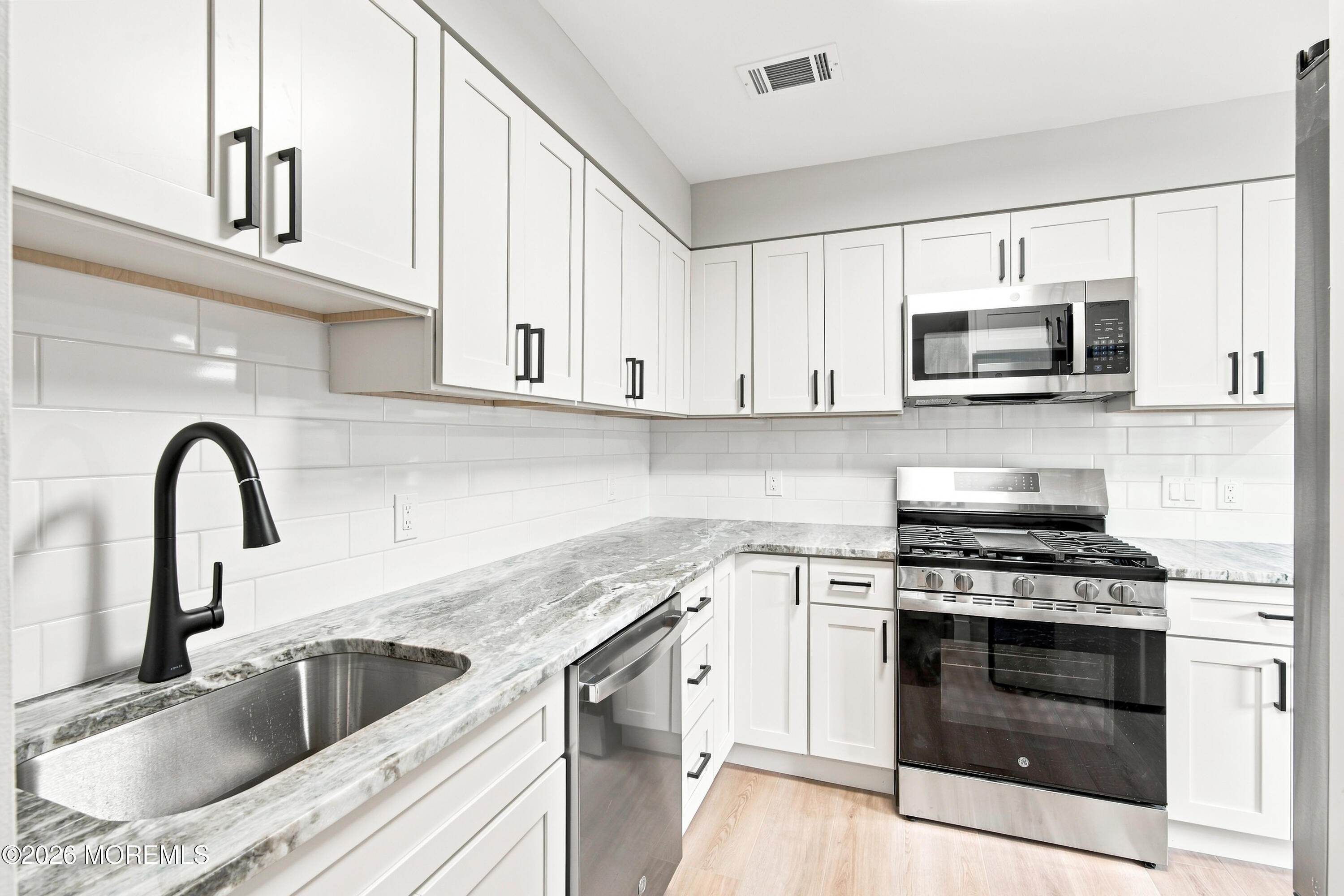 21 Iowa Court Matawan NJ 07747