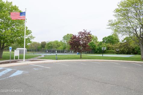 86 Robinson Place Shrewsbury Boro NJ 07702