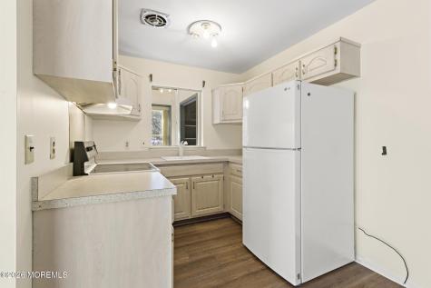 768D Hudson Parkway Whiting NJ 08759