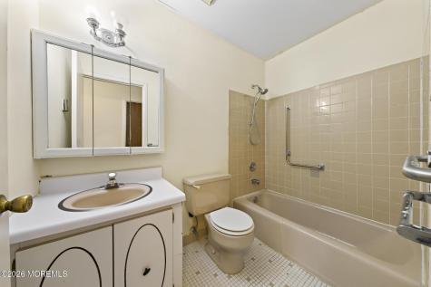 768D Hudson Parkway Whiting NJ 08759