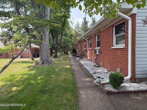 768D Hudson Parkway Whiting NJ 08759
