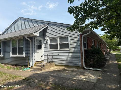 768D Hudson Parkway Whiting NJ 08759