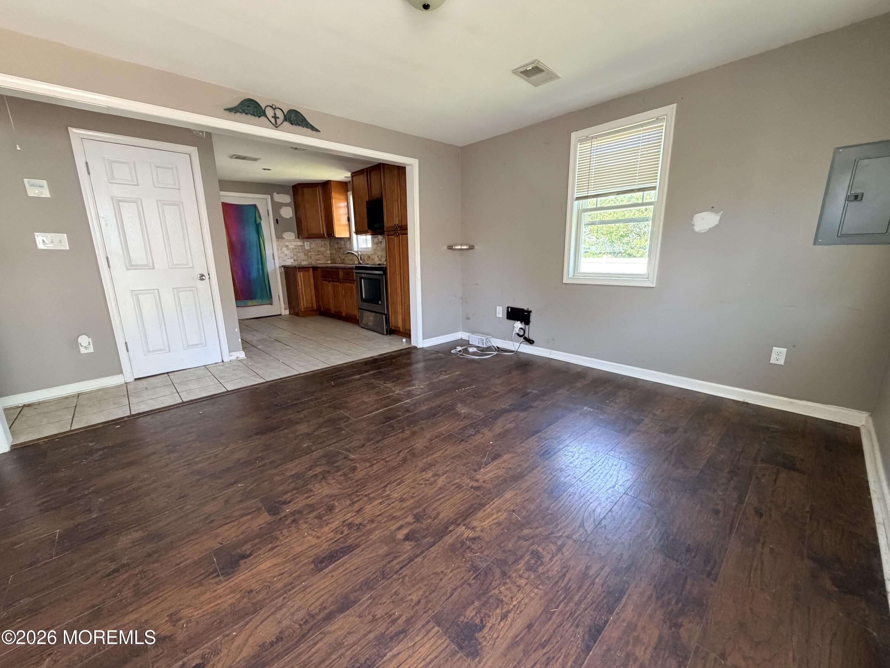 11 Forest Place Keansburg NJ 07734