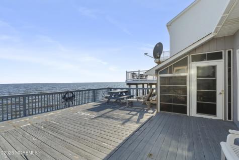 246 Cove Road Downe NJ 08345