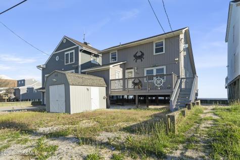 246 Cove Road Downe NJ 08345
