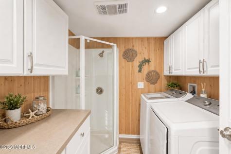 246 Cove Road Downe NJ 08345