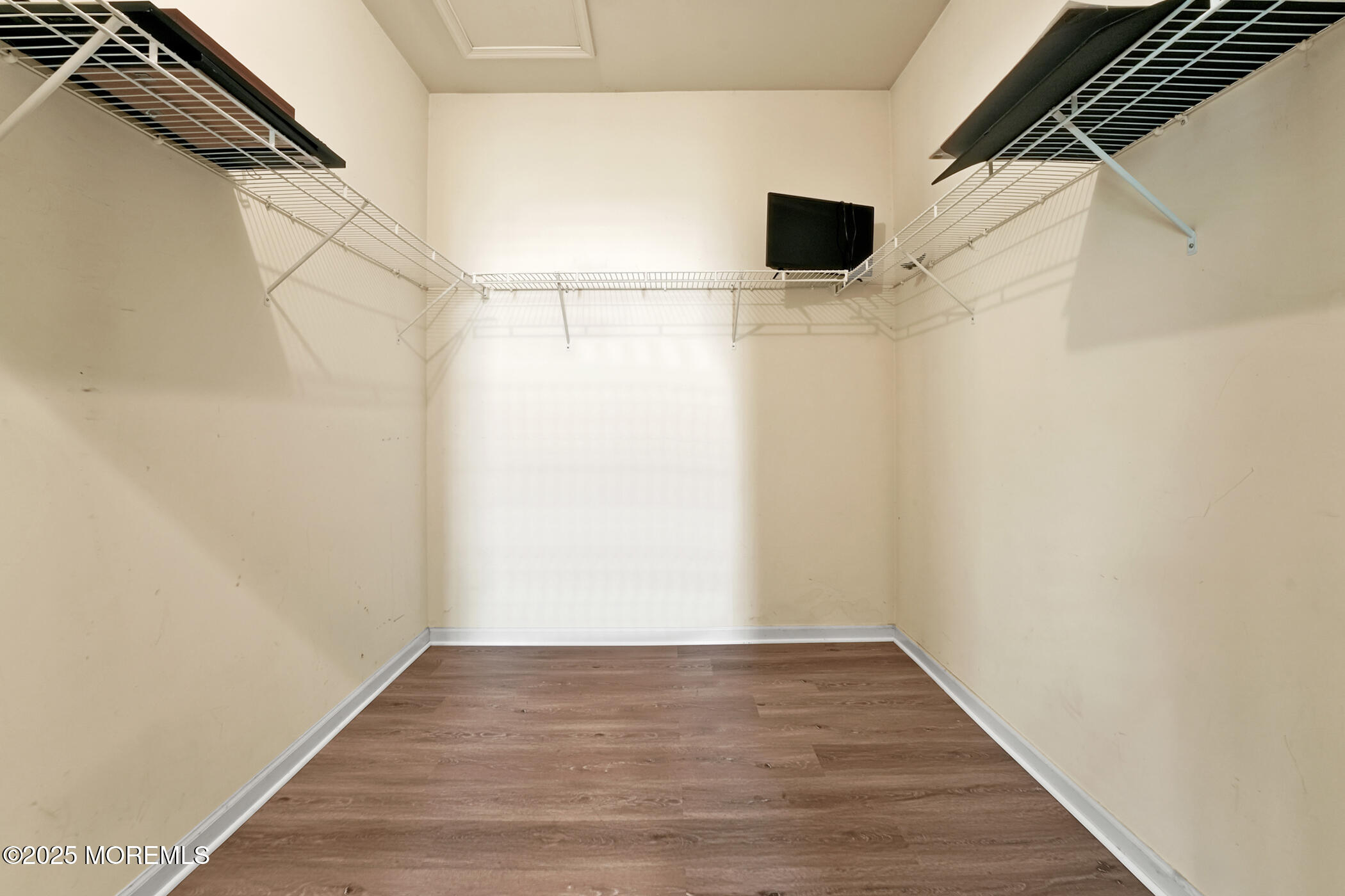 27 Mission Way Barnegat NJ 08005