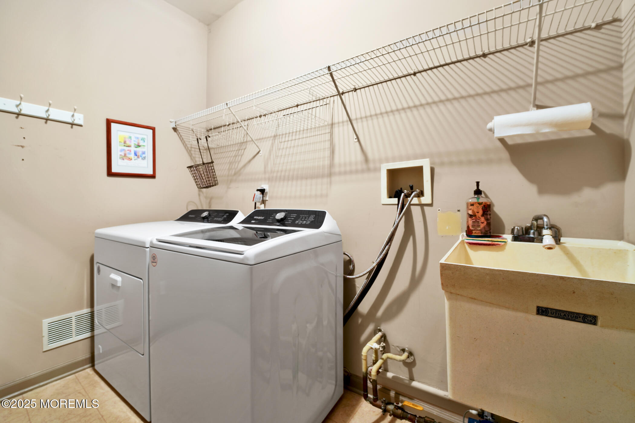 27 Mission Way Barnegat NJ 08005