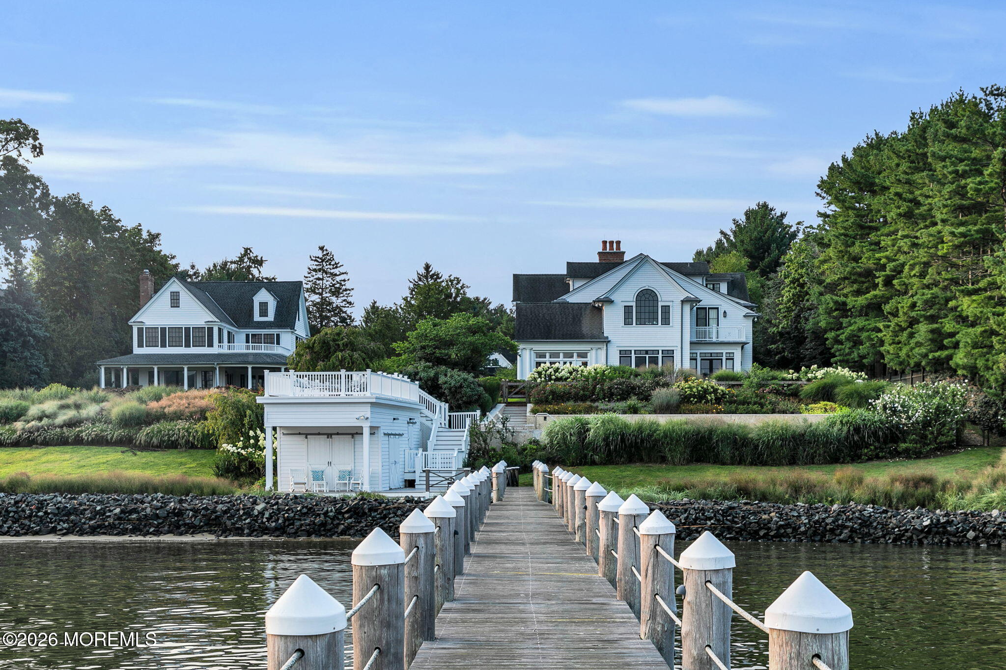 100/98 W River Road Rumson NJ 07760