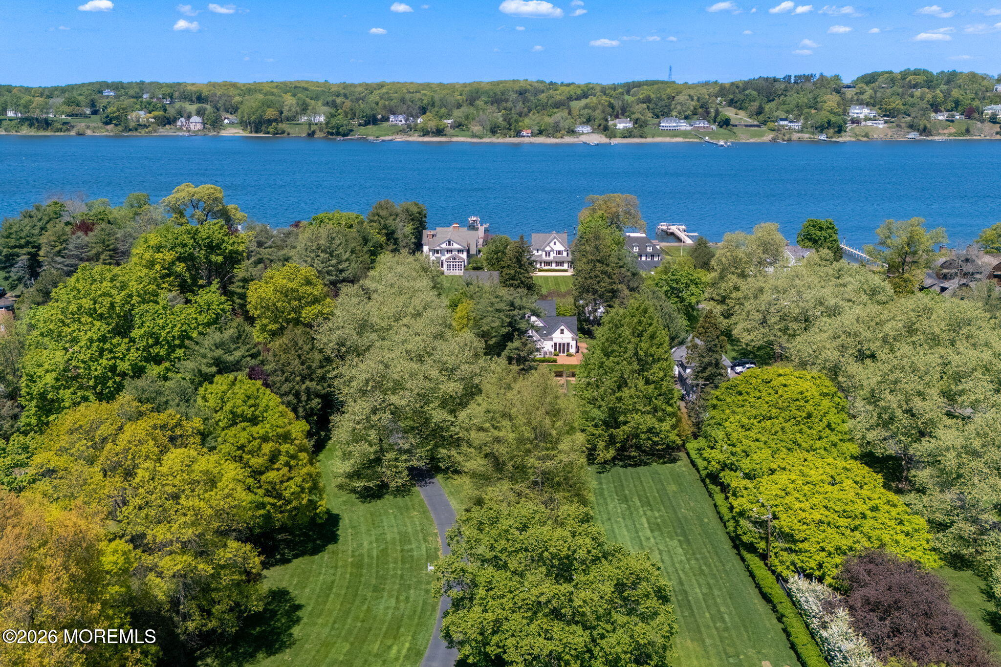 100/98 W River Road Rumson NJ 07760