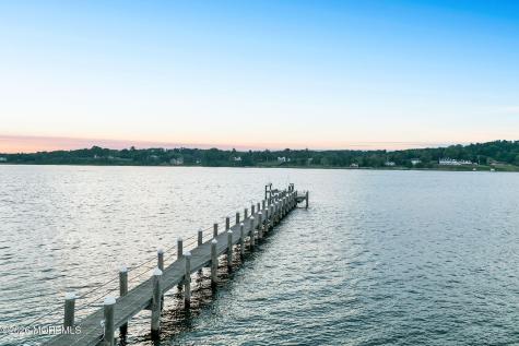 100/98 W River Road Rumson NJ 07760
