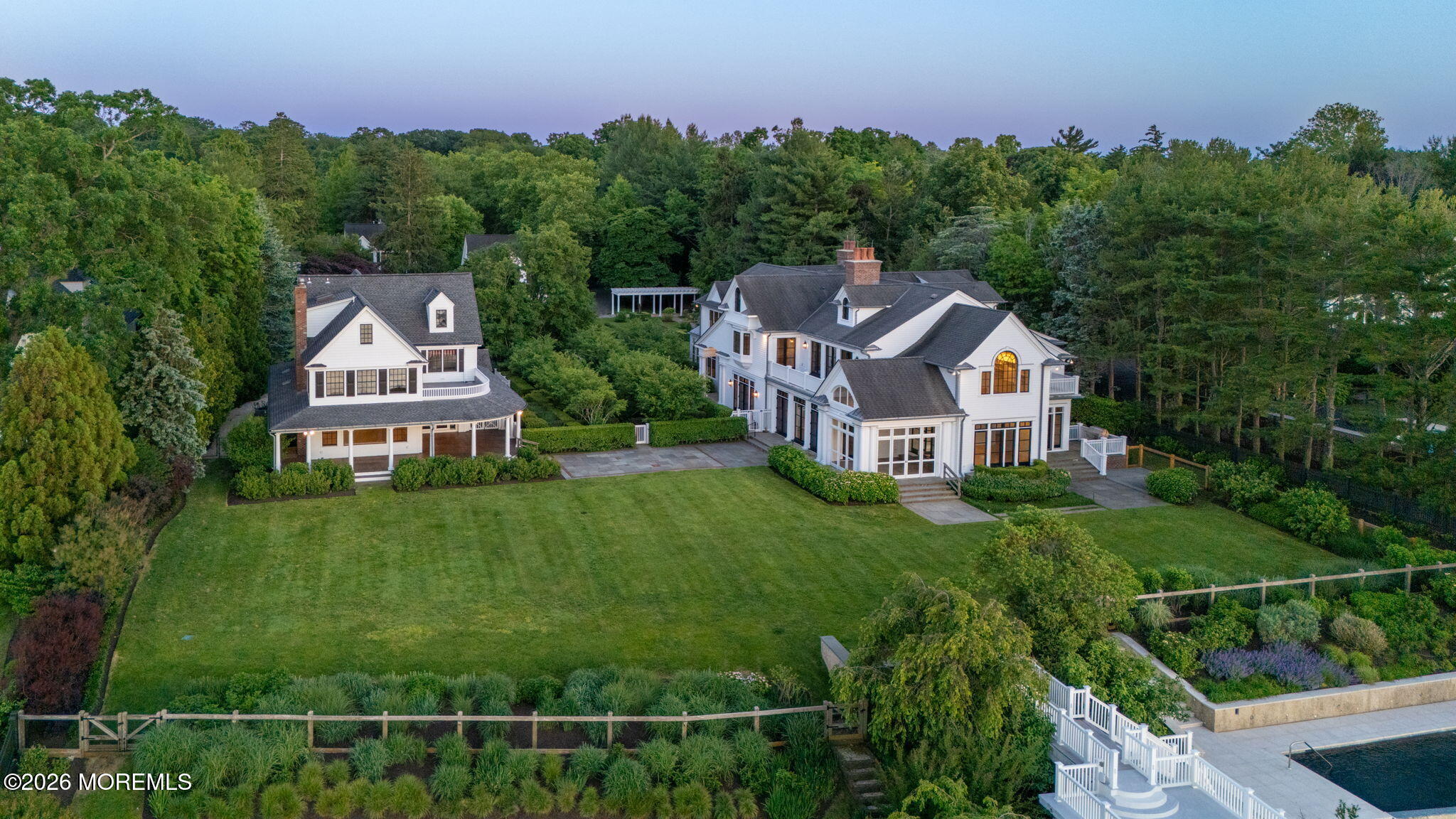 100/98 W River Road Rumson NJ 07760