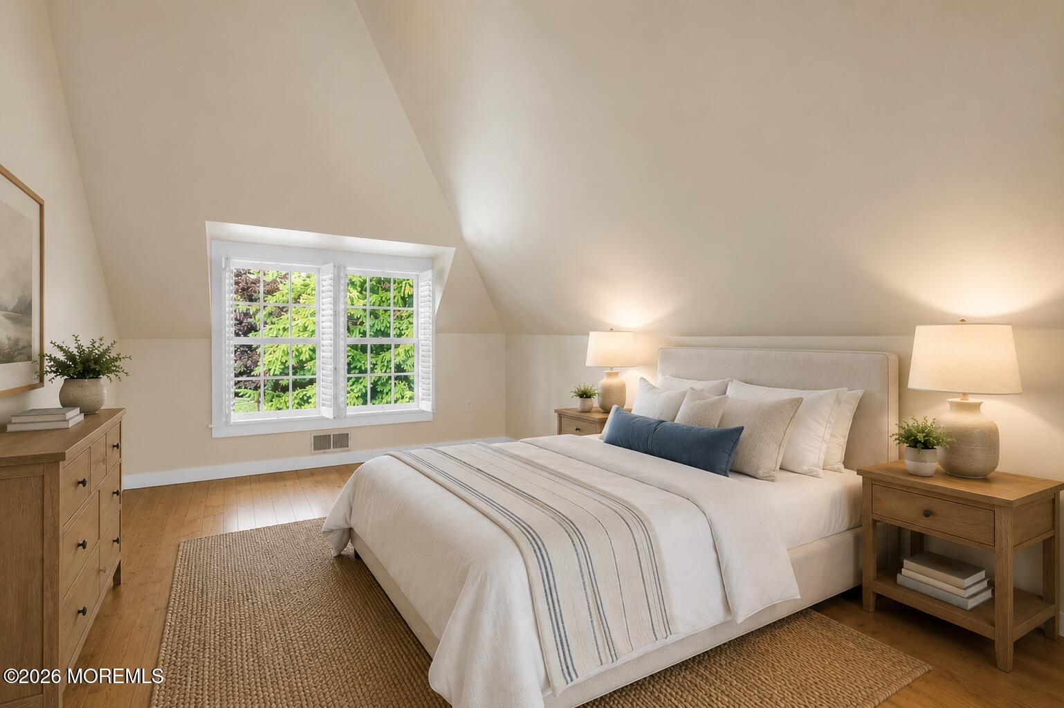 100/98 W River Road Rumson NJ 07760