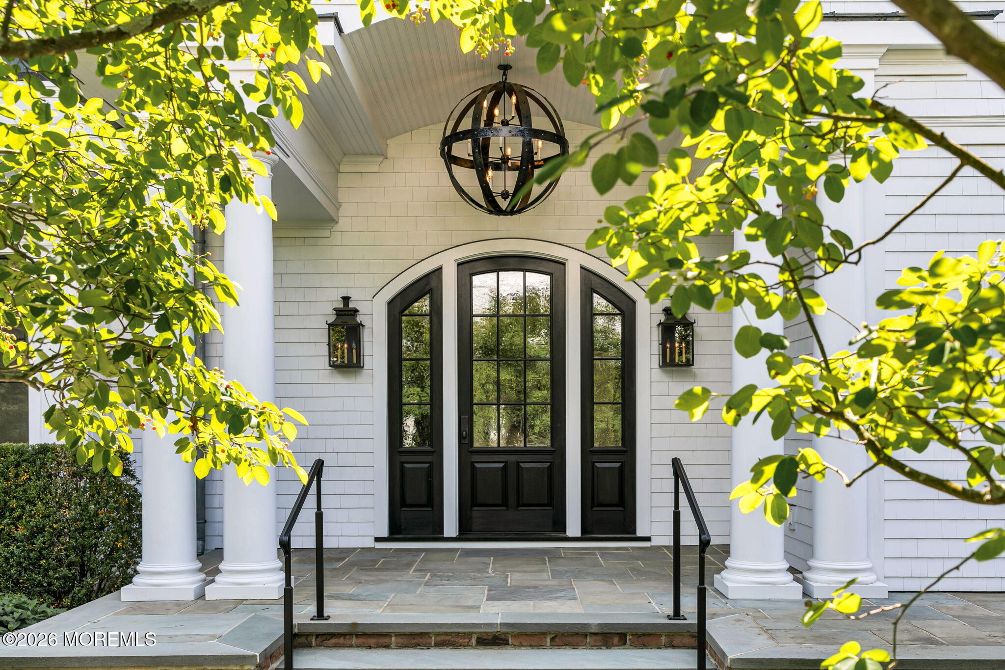 100/98 W River Road Rumson NJ 07760