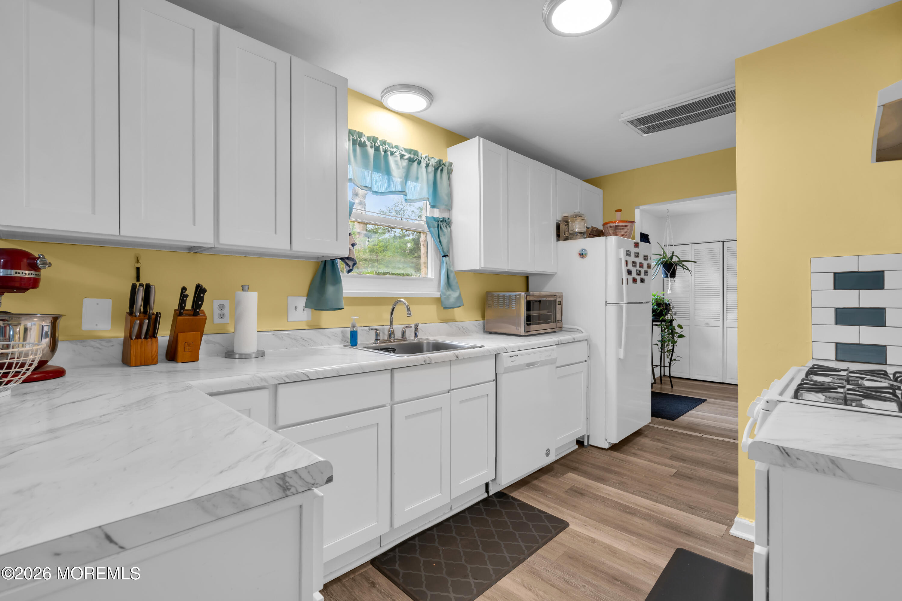 24 Cedarbrook Lane Little Egg Harbor NJ 08087