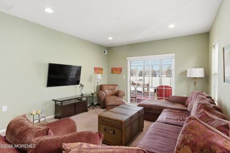 10 Arcadia Drive Manchester NJ 08759