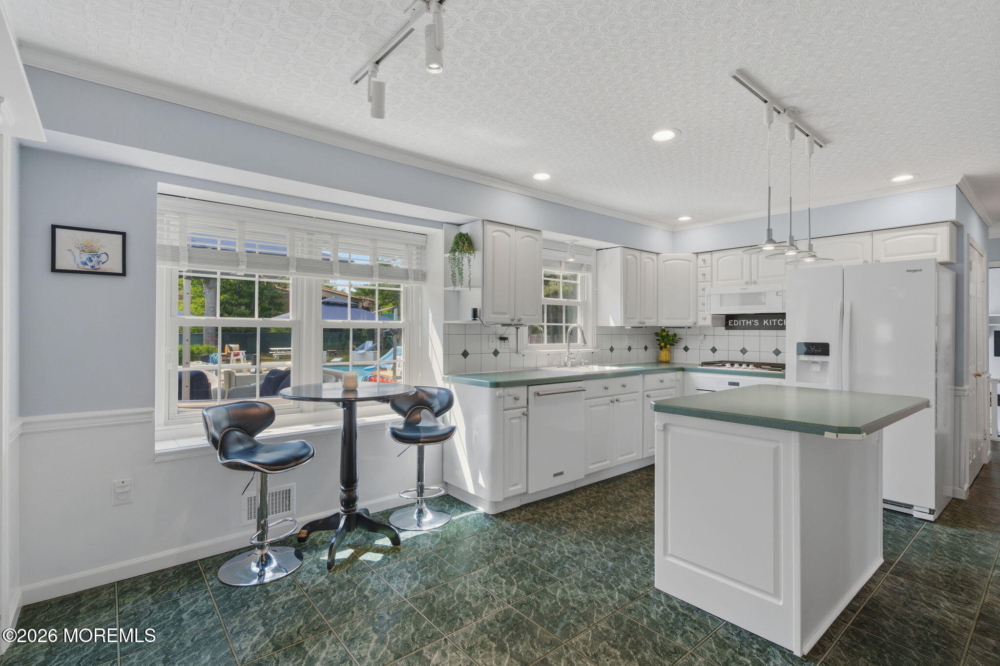 10 Courtney Way Red Bank NJ 07701