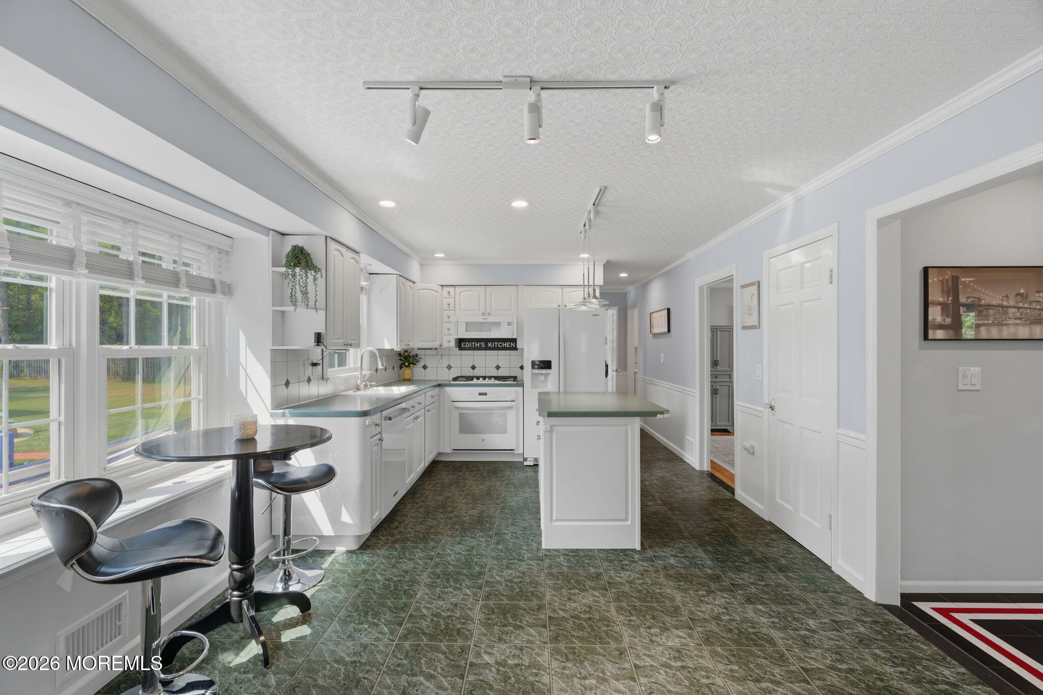 10 Courtney Way Red Bank NJ 07701