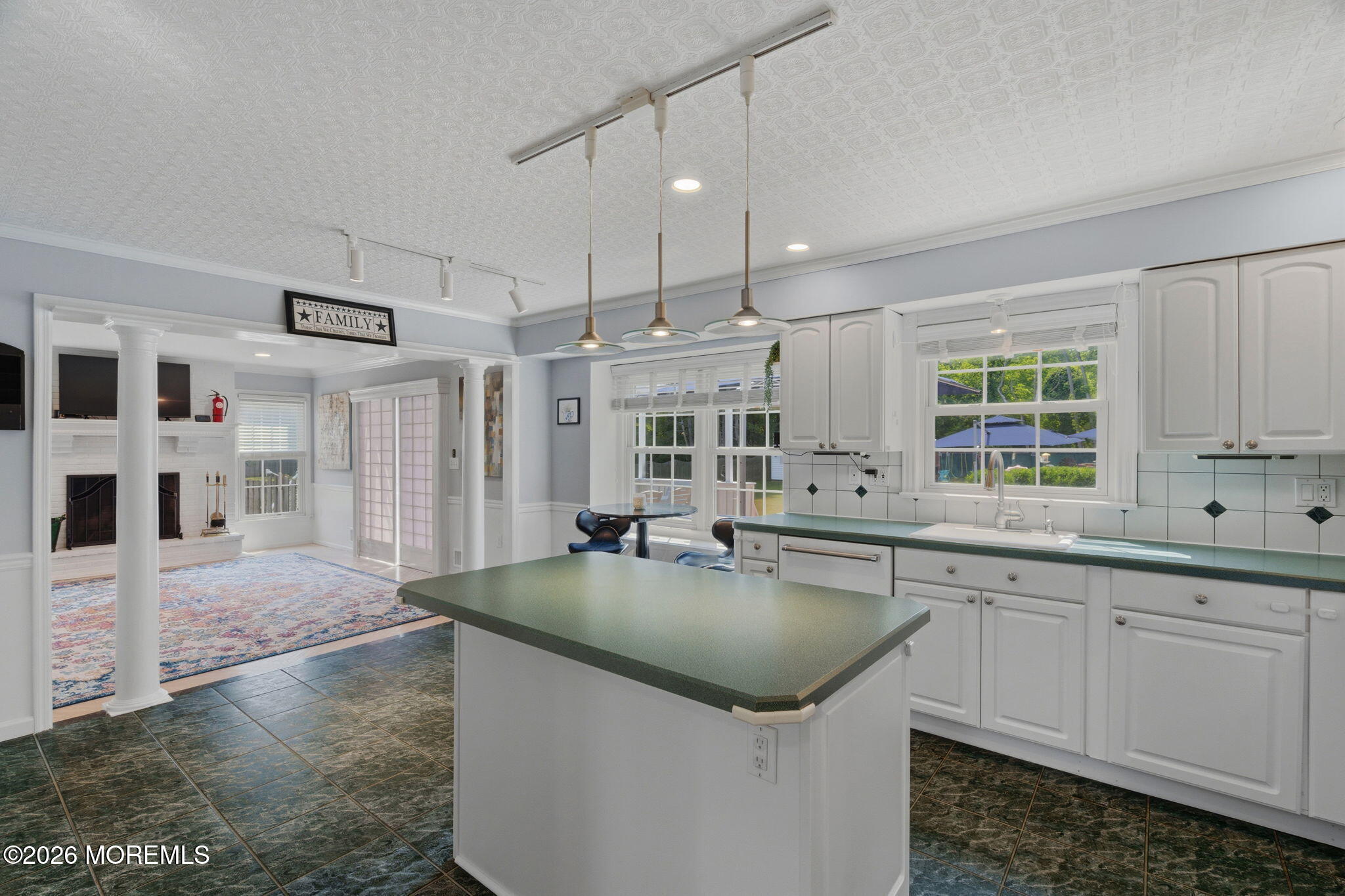 10 Courtney Way Red Bank NJ 07701