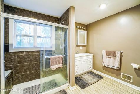 27 Lena Court Berkeley NJ 08721