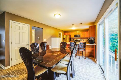27 Lena Court Berkeley NJ 08721