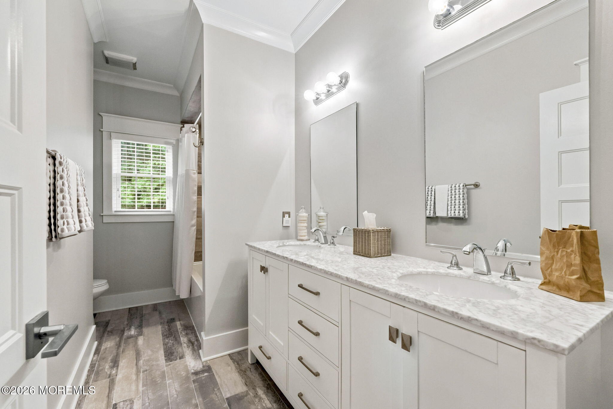 5 Sarah Lane Eatontown NJ 07724