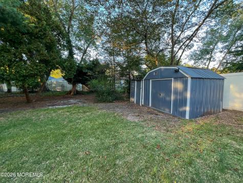 16 Catskill Court Toms River NJ 08753