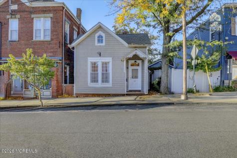 55 E Front Street Keyport NJ 07735