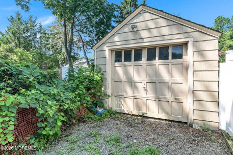 184 Hance Road Fair Haven NJ 07704
