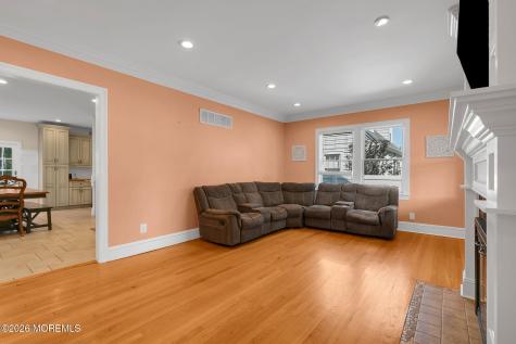 184 Hance Road Fair Haven NJ 07704