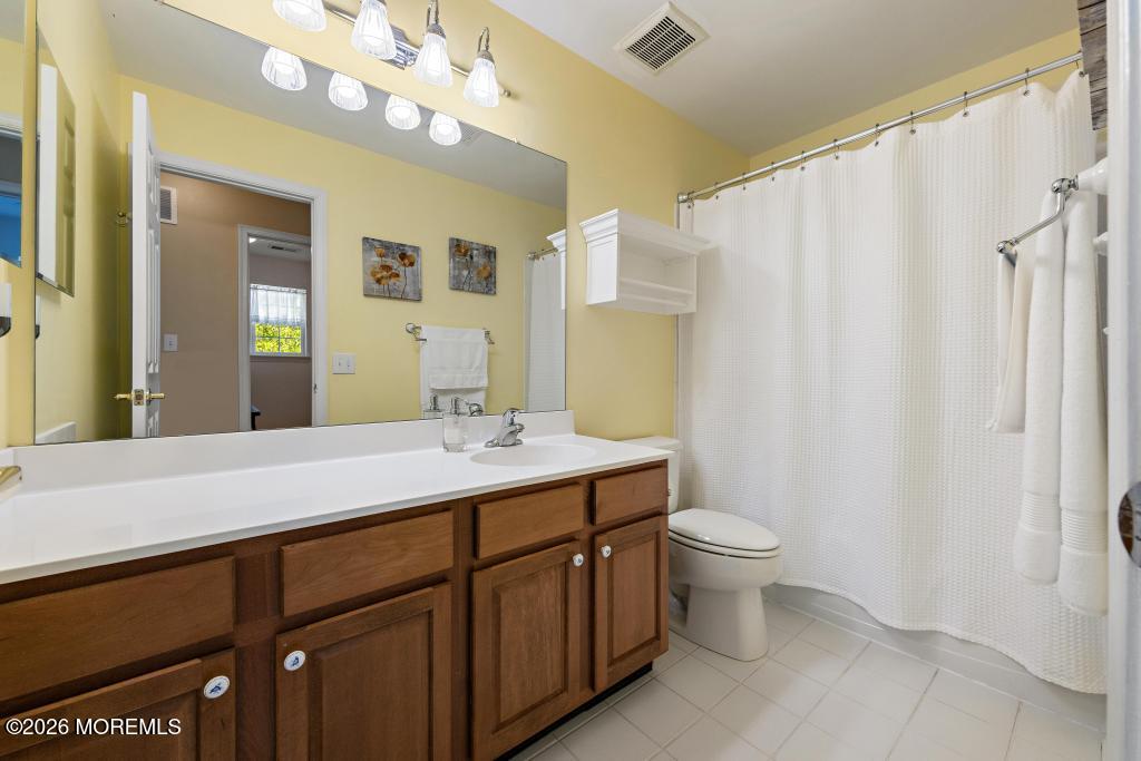 125 Kensington Drive Galloway NJ 08205