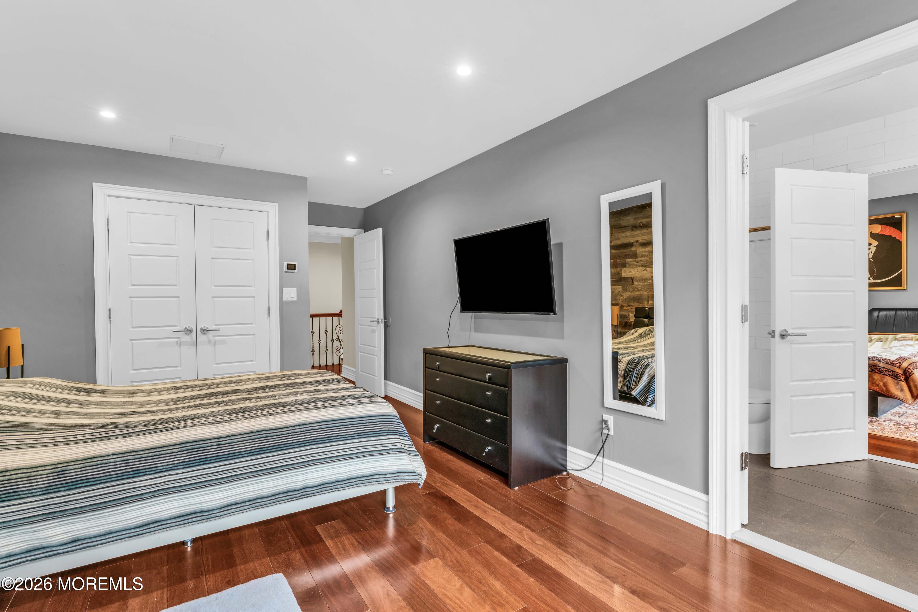 45 Centerville Road Holmdel NJ 07733