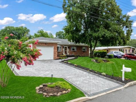 282 Parkview Terrace Lincroft NJ 07738