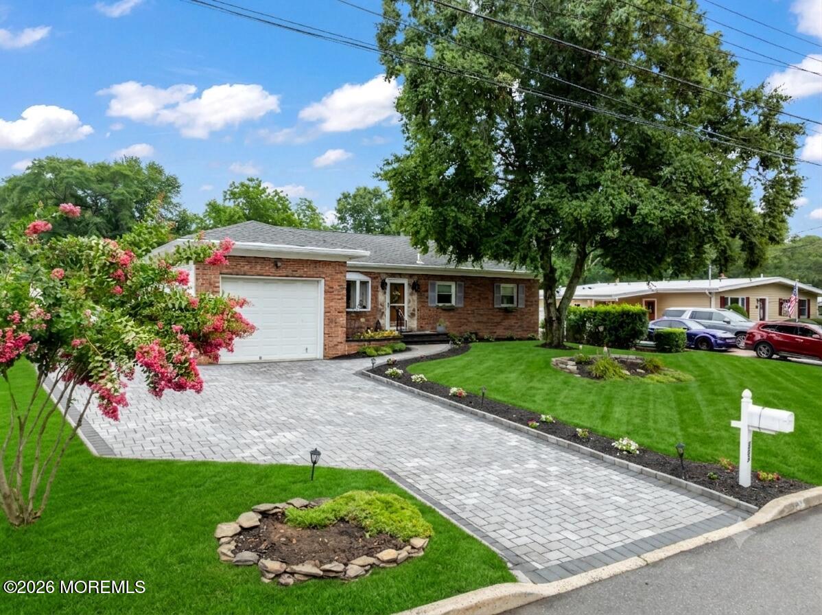282 Parkview Terrace Lincroft NJ 07738