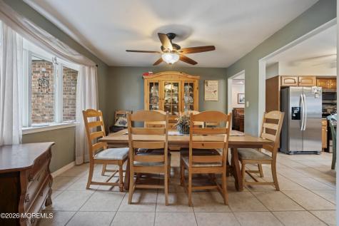282 Parkview Terrace Lincroft NJ 07738