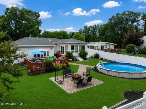 282 Parkview Terrace Lincroft NJ 07738