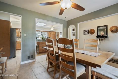 282 Parkview Terrace Lincroft NJ 07738