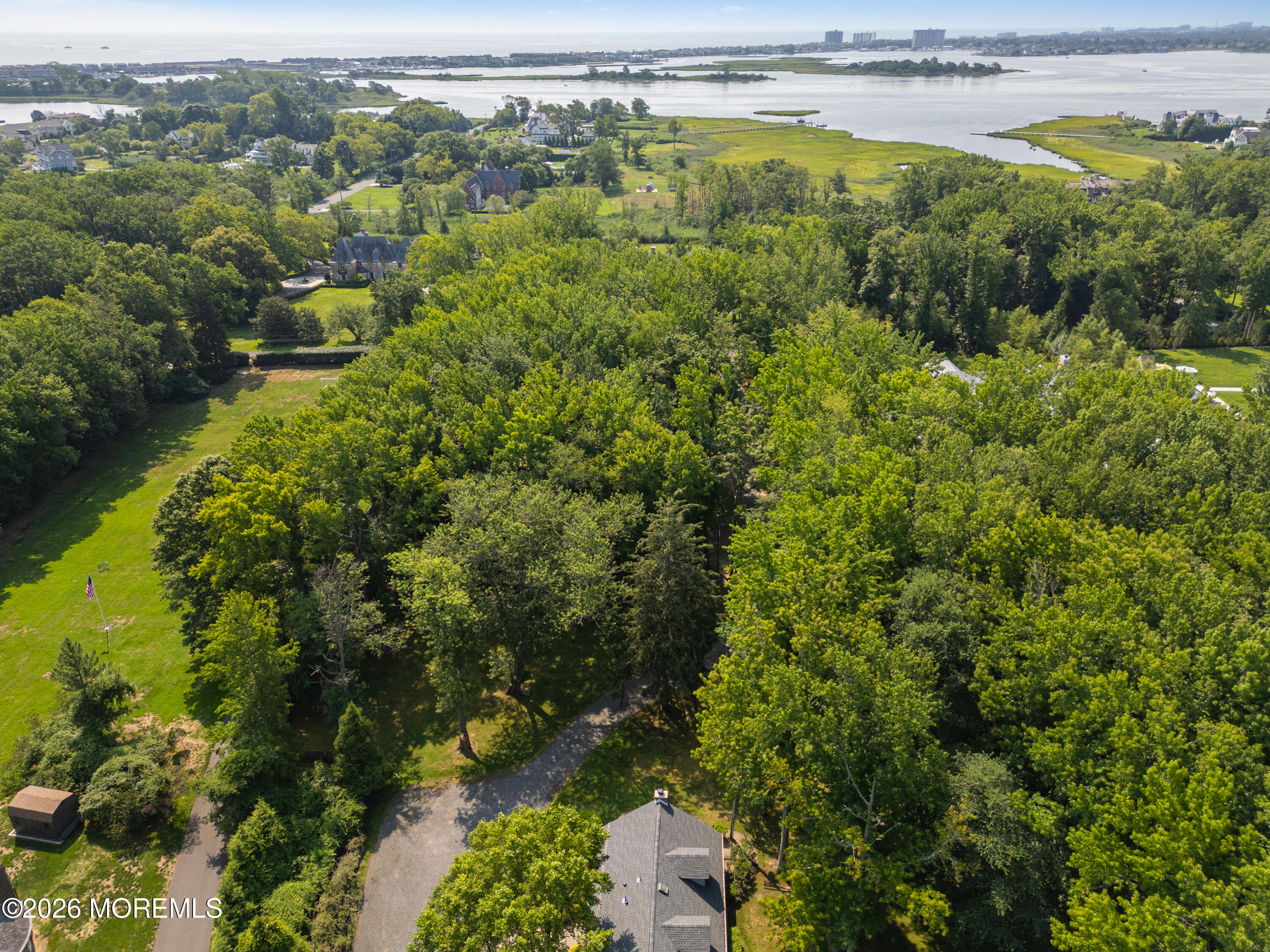 52 Shrewsbury Drive Rumson NJ 07760
