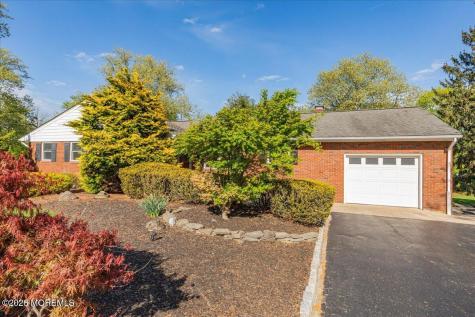 29 Centerville Road Holmdel NJ 07733