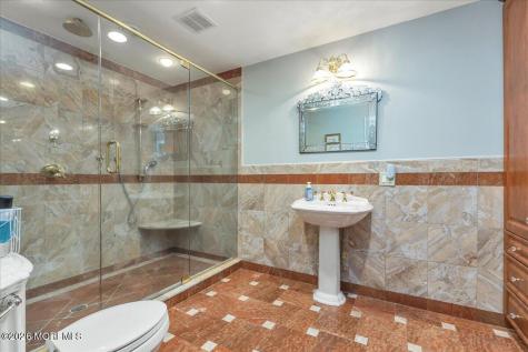 29 Centerville Road Holmdel NJ 07733