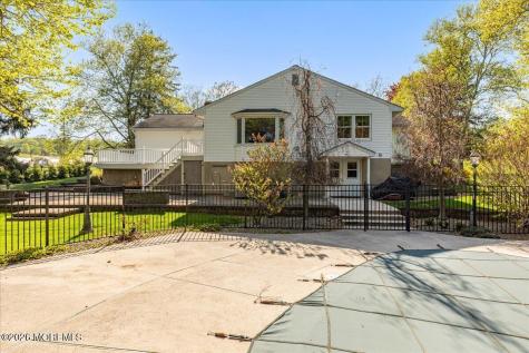 29 Centerville Road Holmdel NJ 07733
