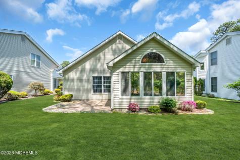 2429 Agincourt Road Toms River NJ 08755