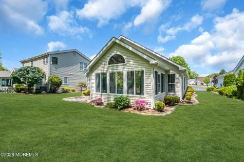 2429 Agincourt Road Toms River NJ 08755