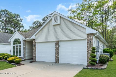 2429 Agincourt Road Toms River NJ 08755