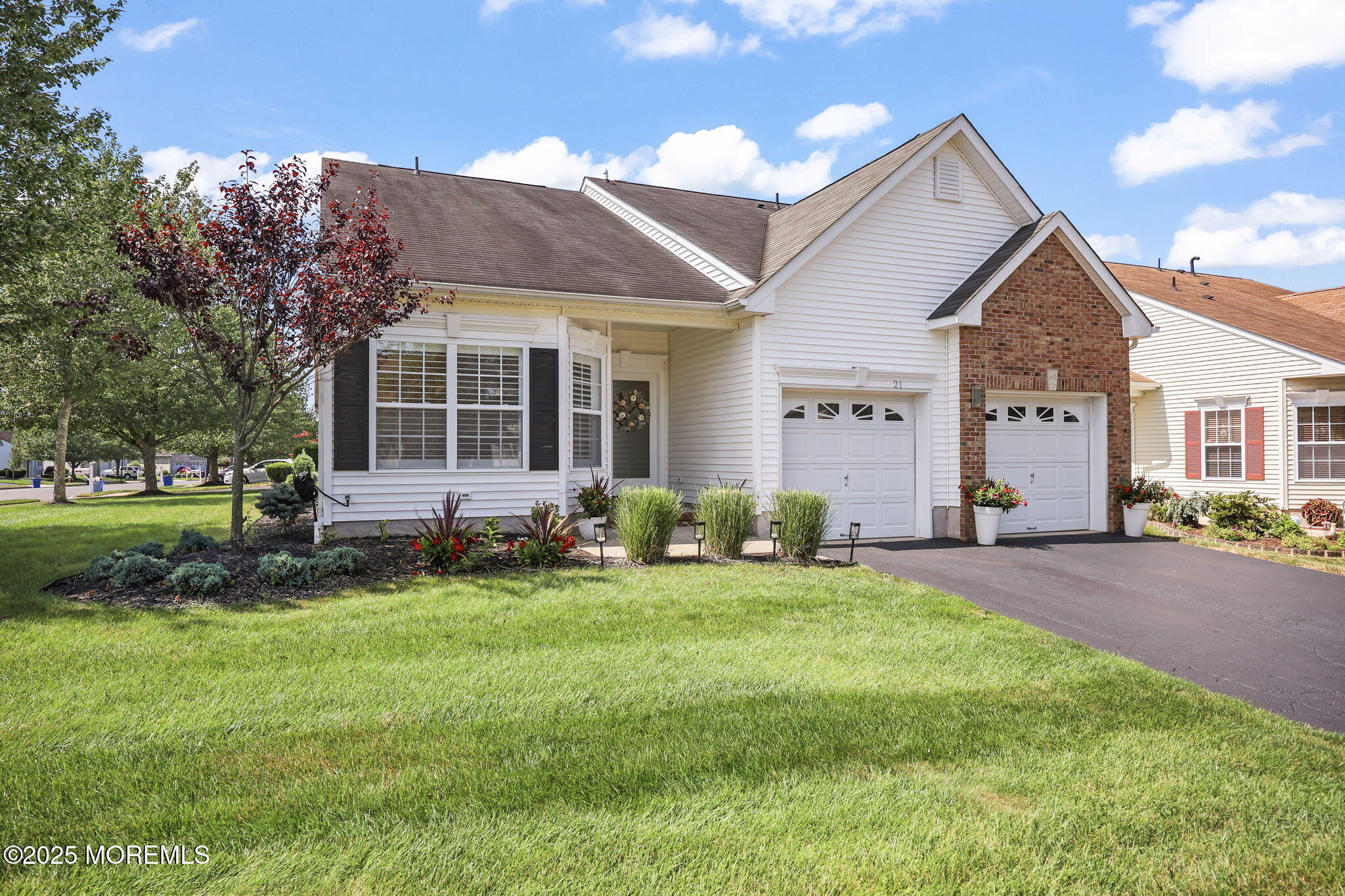 21 Silver Maple Lane Howell NJ 07731