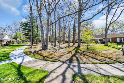 80C Dorchester Drive Lakewood NJ 08701