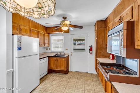 80C Dorchester Drive Lakewood NJ 08701