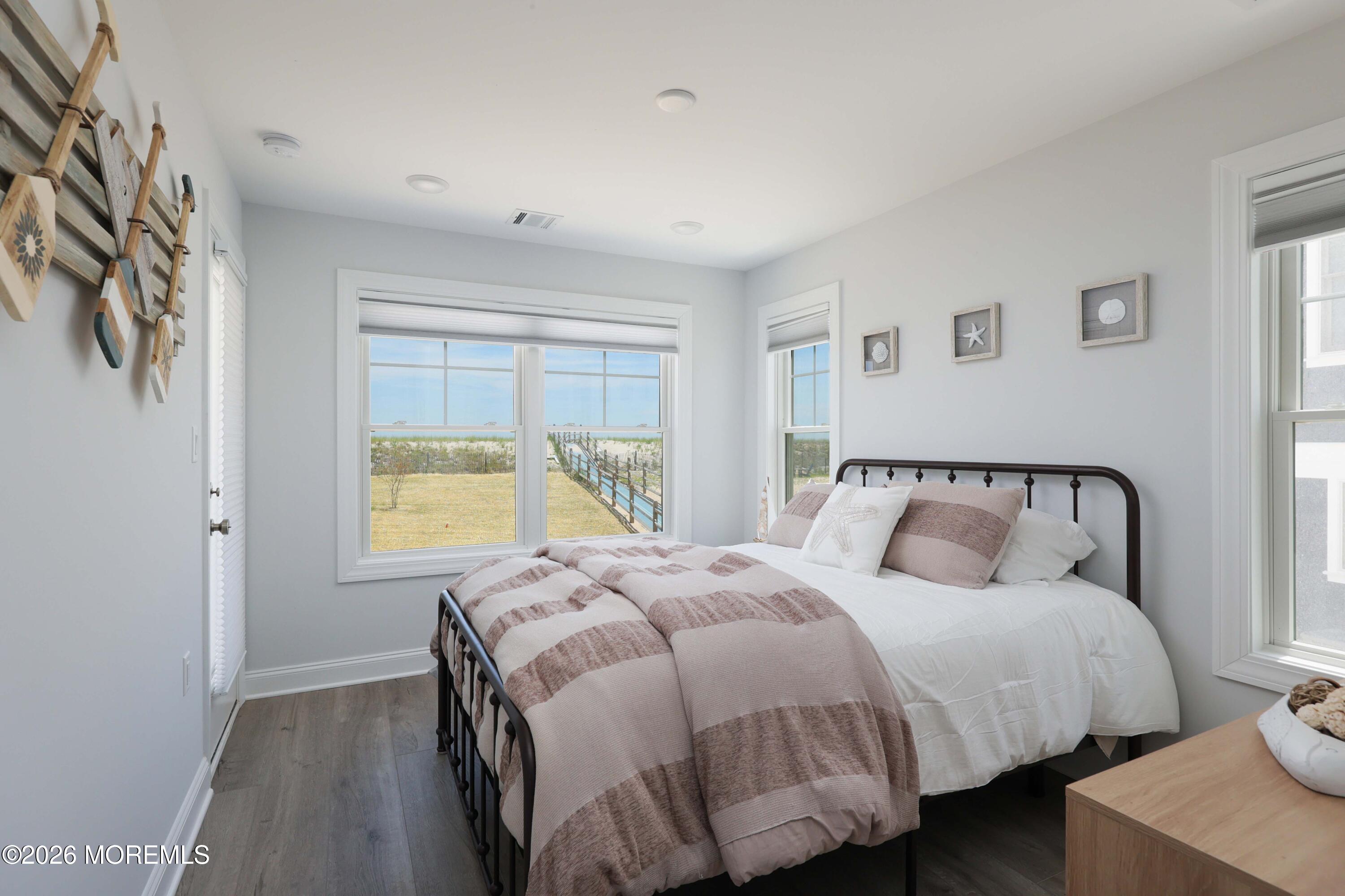 12 Osborn Dune Road Mantoloking NJ 08738