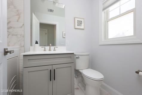 12 Osborn Dune Road Mantoloking NJ 08738