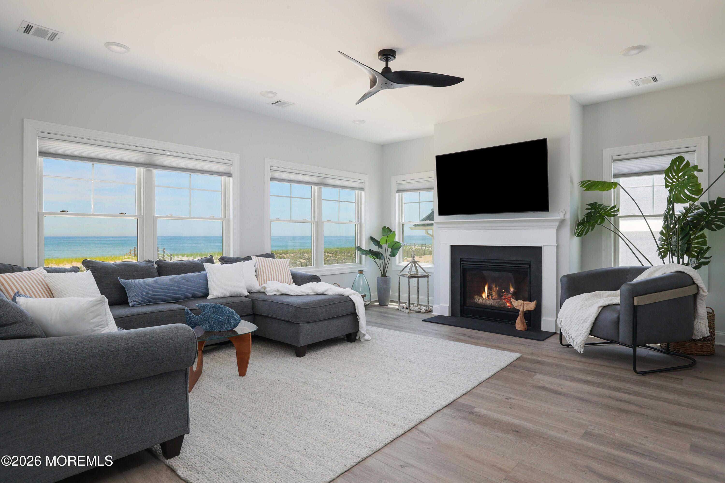 12 Osborn Dune Road Mantoloking NJ 08738